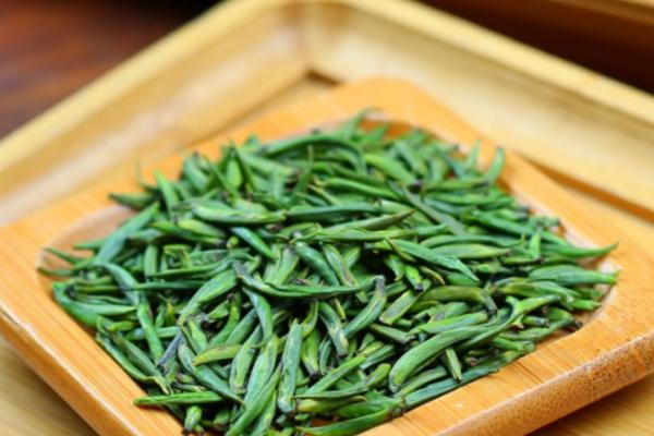 绿茶是什么茶，是以采取茶树的新鲜叶芽
