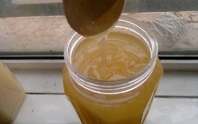 蜂蜜美白最有效的方法