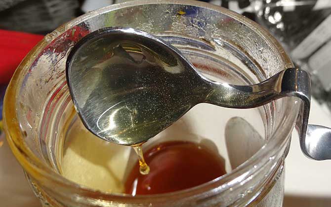 喝姜末加蜂蜜水能减肥吗？