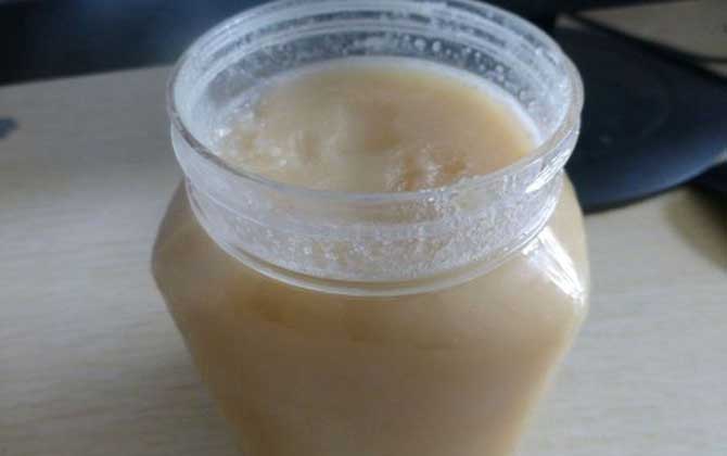 怎样自制牛奶蜂蜜面膜最简单？