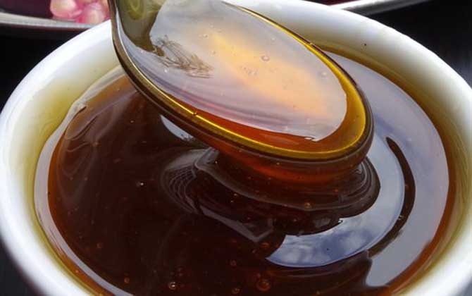 蜂蜜是酸性还是碱性？从pH上看蜂蜜是酸性，但食物性质则是碱性！