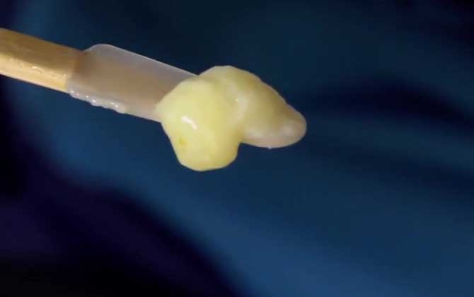 绝经女性吃蜂王浆好吗？