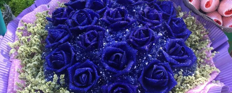 蓝色妖姬33朵的花语，寓意你是我深爱的人