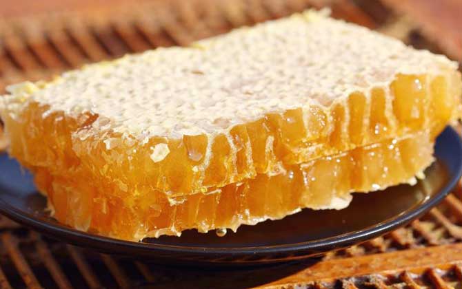 蜂巢蜜真的那么有营养吗？