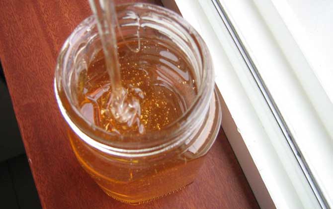 生姜蜂蜜水什么时候喝最好？