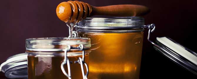 用蜂蜜怎样快速止咳？